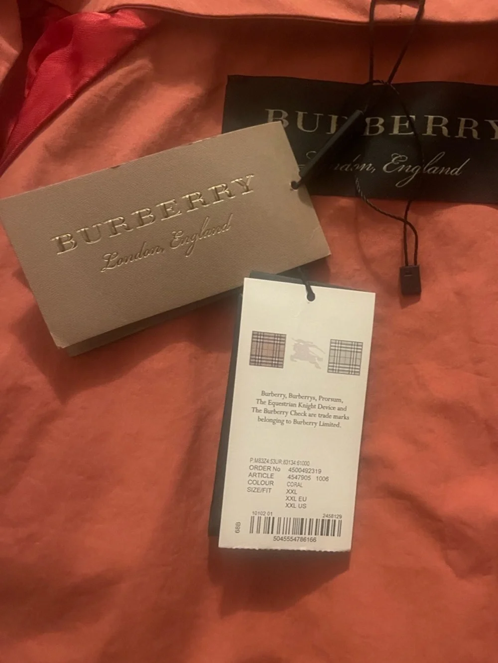 Burberry Heritage Trench Coat - Picture 3 of 12